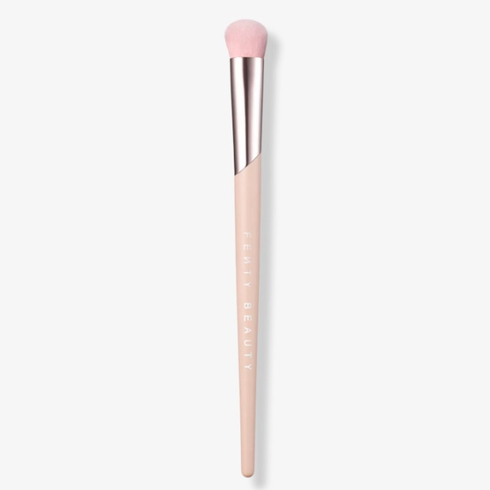 Fenty Beauty Blush Pink Concealer Brush